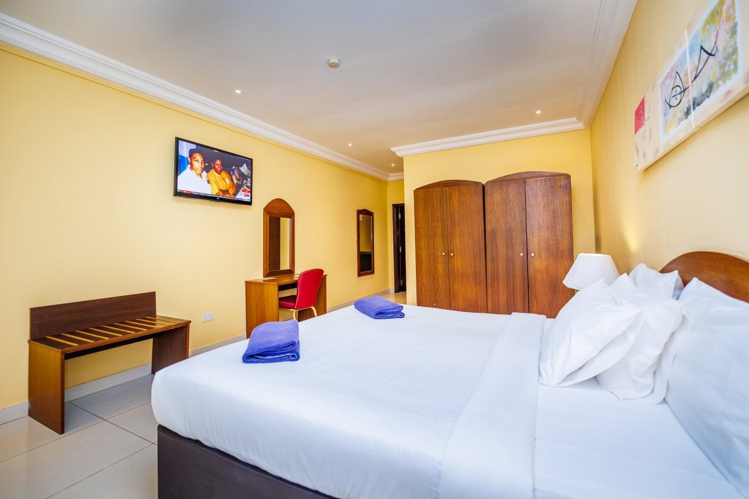 Senegambia Beach Hotel โคโลลิ ภายนอก รูปภาพ