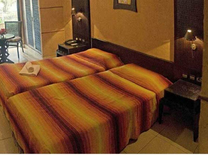 Senegambia Beach Hotel โคโลลิ ภายนอก รูปภาพ